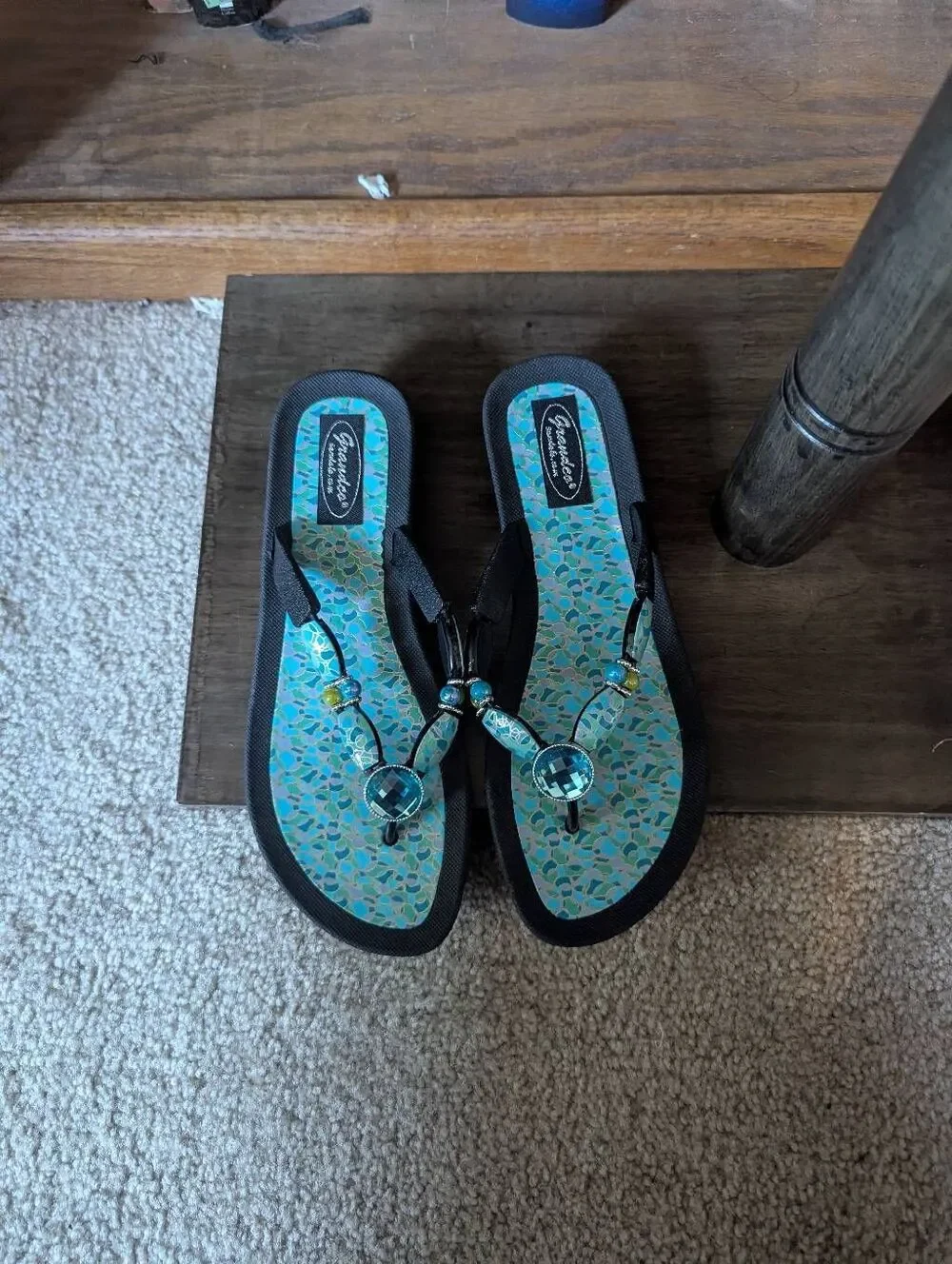 Grandco Women Beaded Thong Sandals Blue Green Rhinestone Boho Beach Flip Flops 9